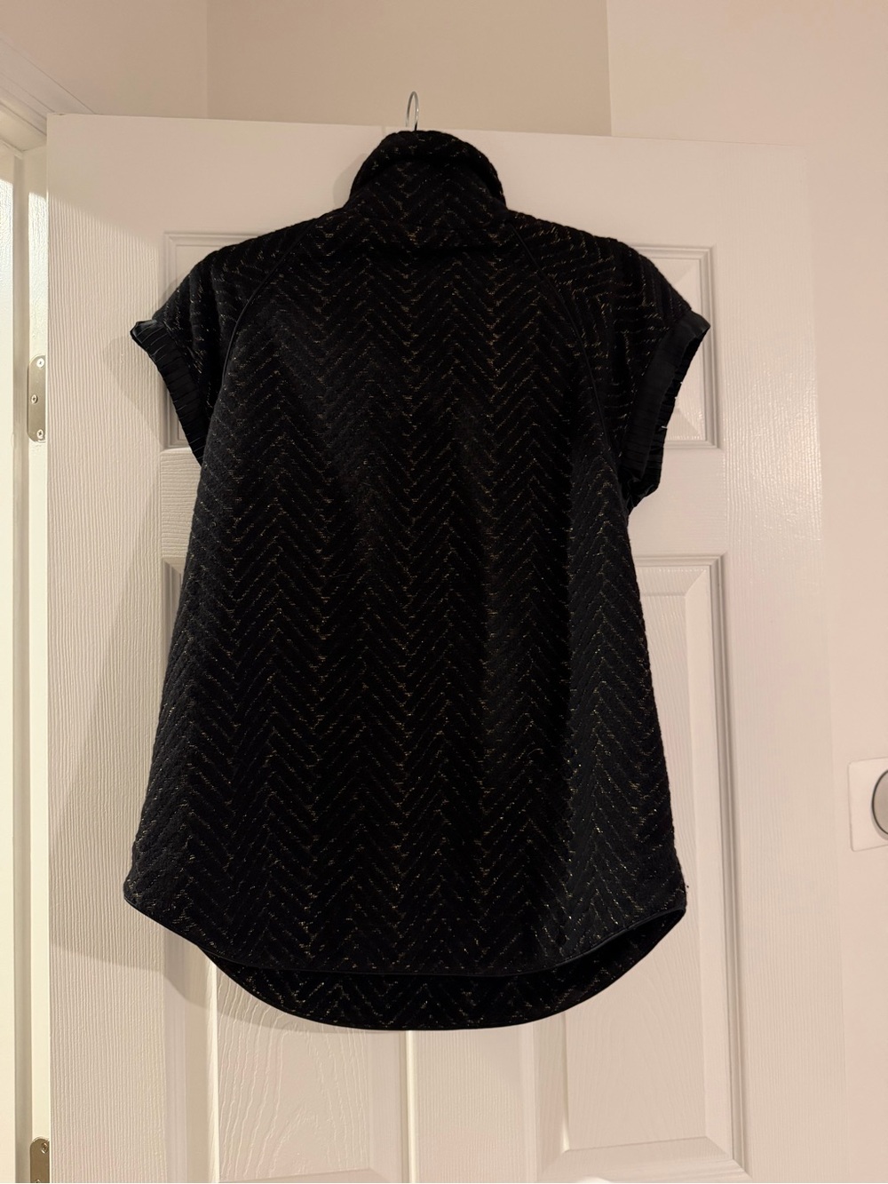 MARC JACOBS Black Short-Sleeve Funnel Neck Tunic Top - M - Picture 3 of 4